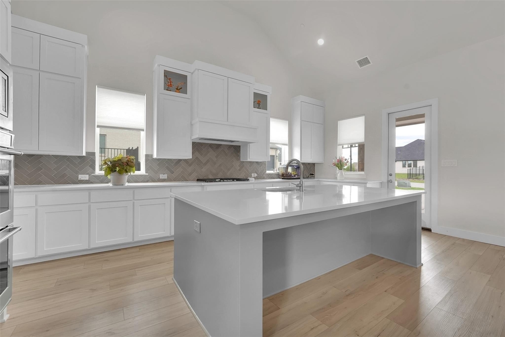 506 Lakeshore Boulevard - Photo 10