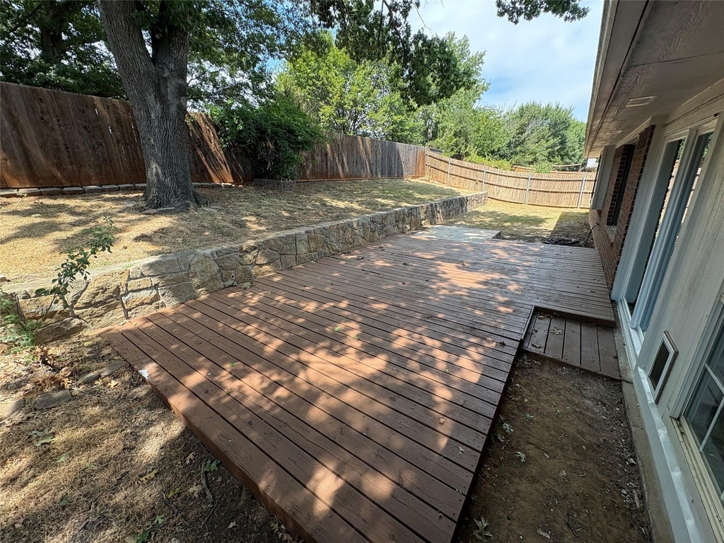 2710 Vistaview Drive - Photo 4