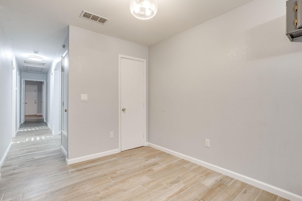 2616 Bomar Avenue - Photo 7