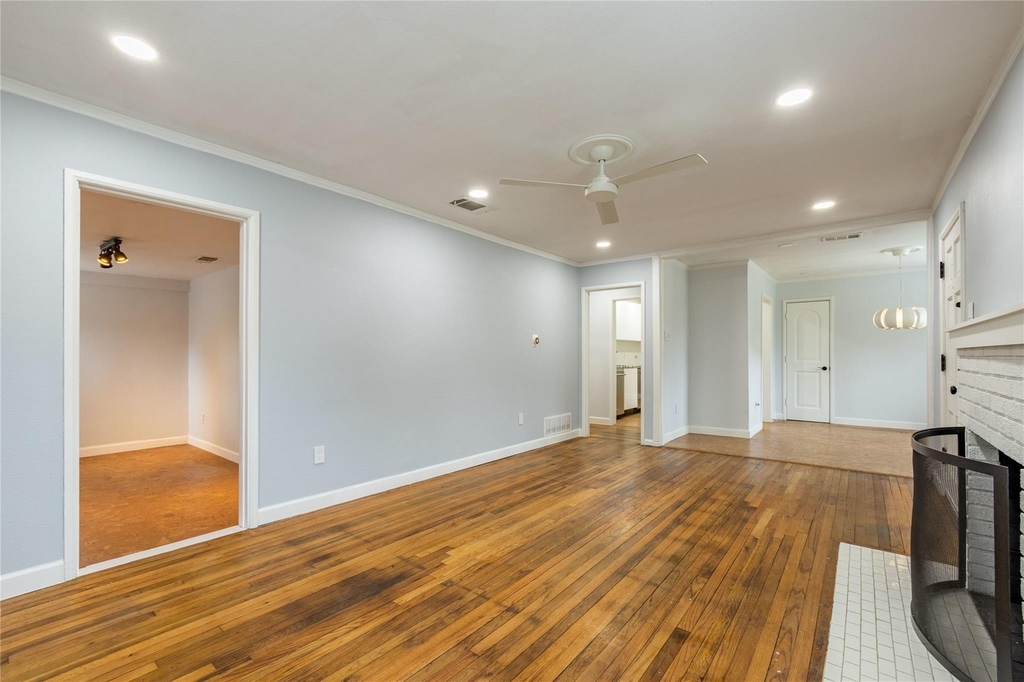 2732 Mateur Street - Photo 5