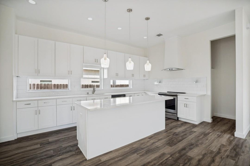 315 Lois Street - Photo 9