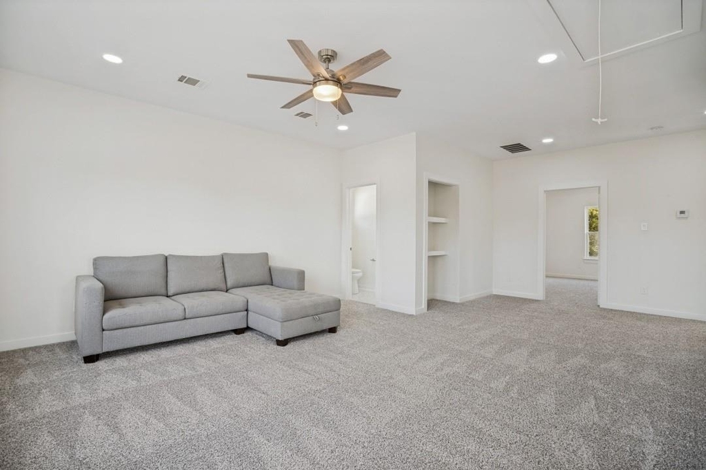 315 Lois Street - Photo 6