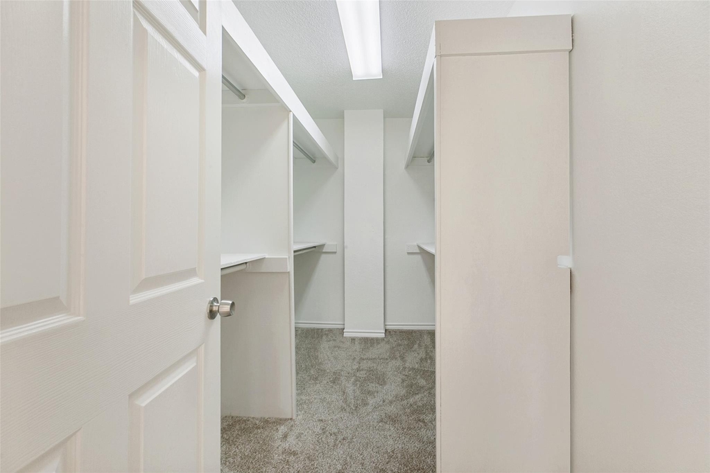 703 Rams Court - Photo 14