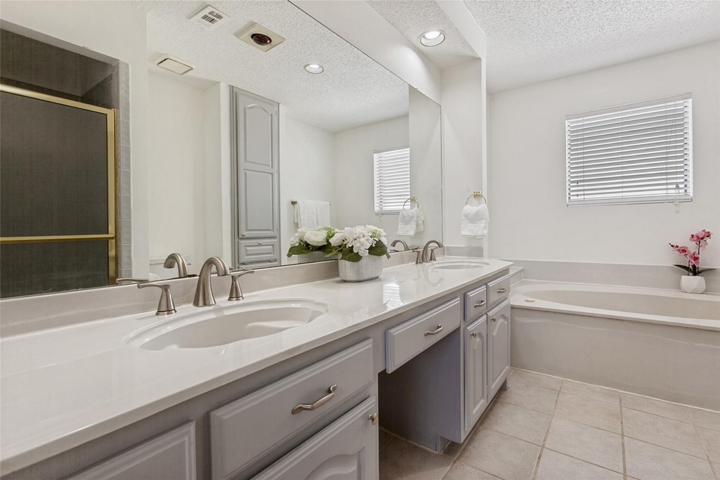 703 Rams Court - Photo 16
