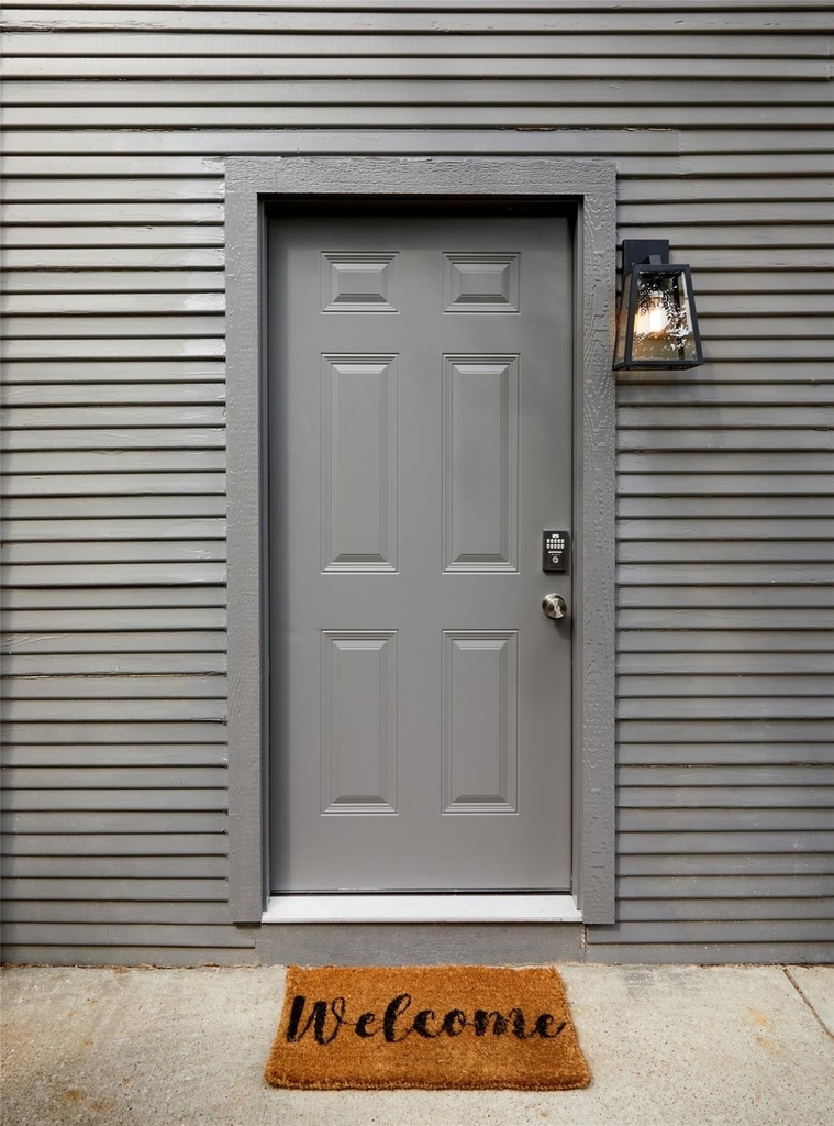 805 Lilac Street - Photo 2