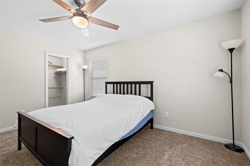 6900 Carrington Lane - Photo 18