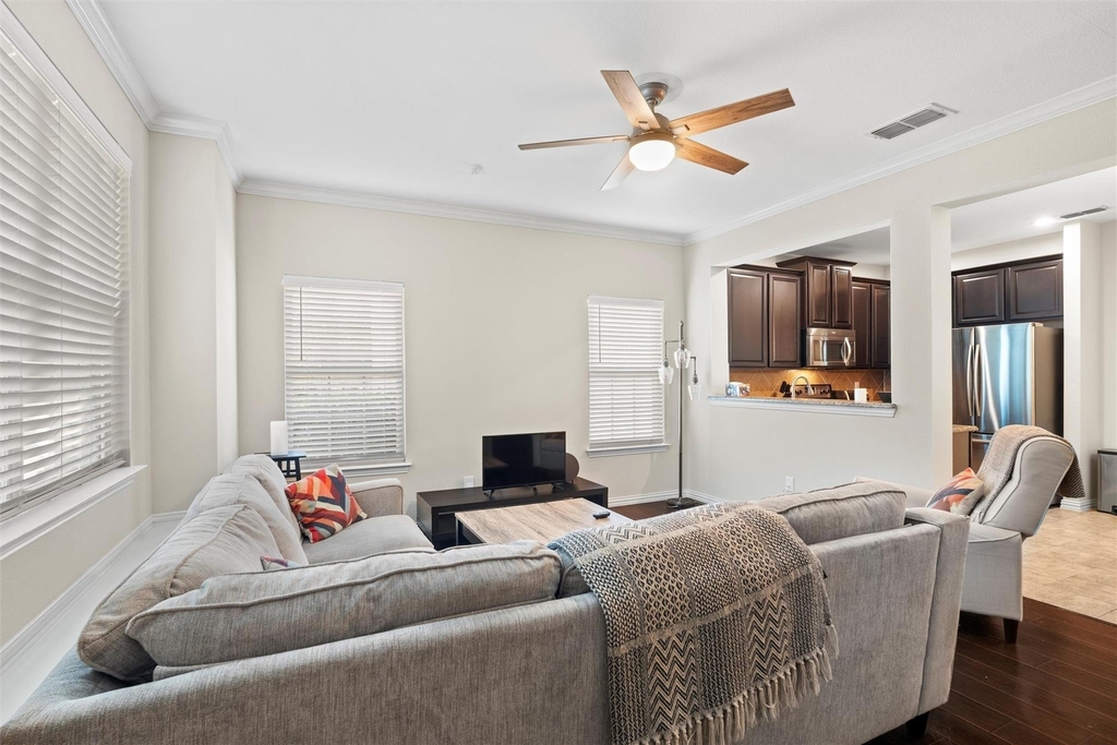 6900 Carrington Lane - Photo 3
