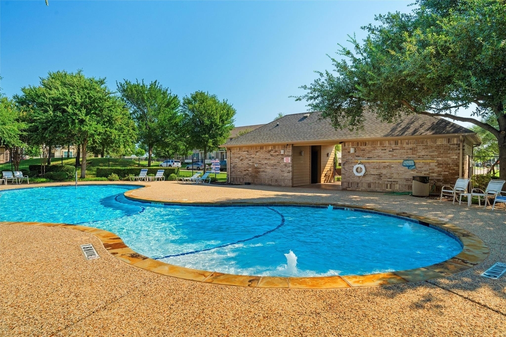 6900 Carrington Lane - Photo 24