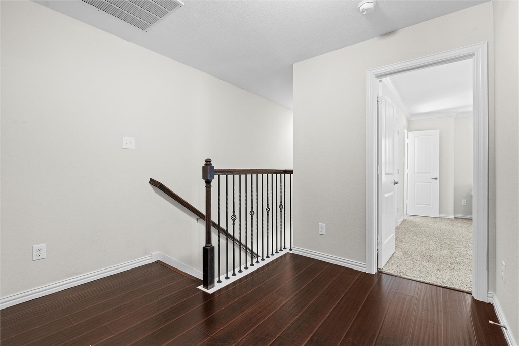 6900 Carrington Lane - Photo 11