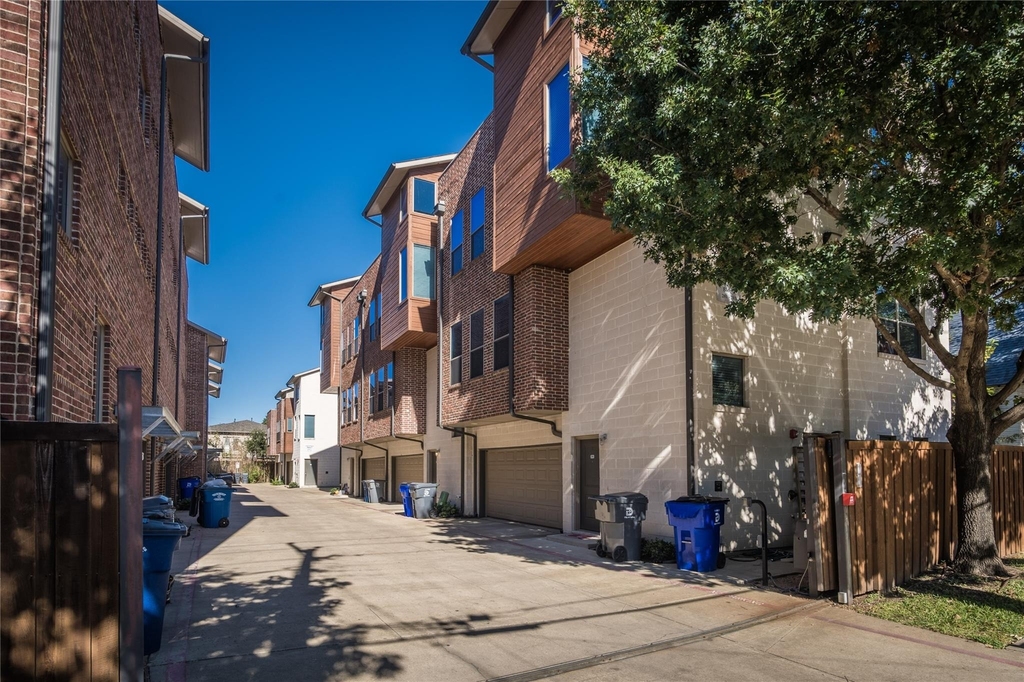 5017 Manett Street - Photo 3