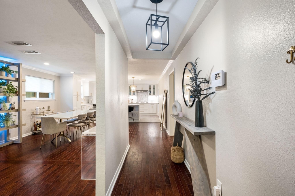 2711 Alco Avenue - Photo 16