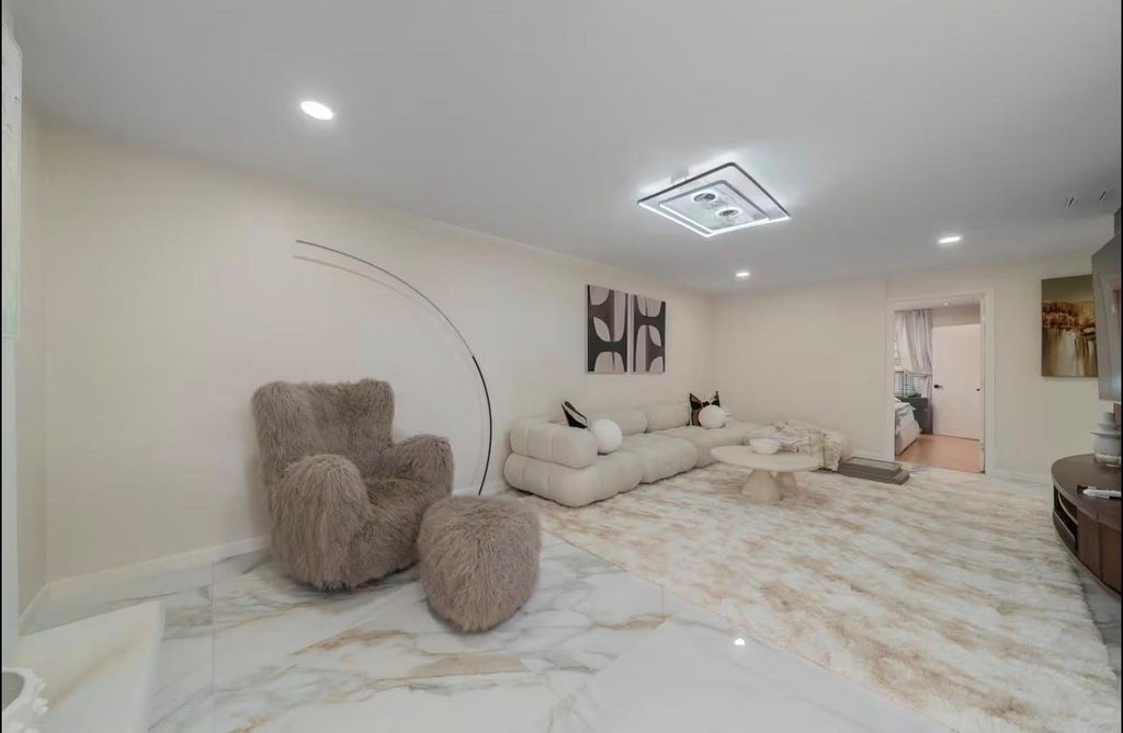 9003 Villa Park Circle - Photo 7