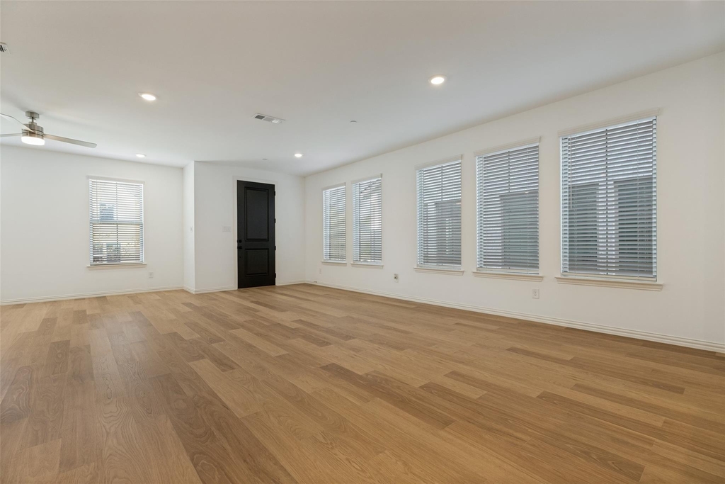 4766 Lunker Street - Photo 4