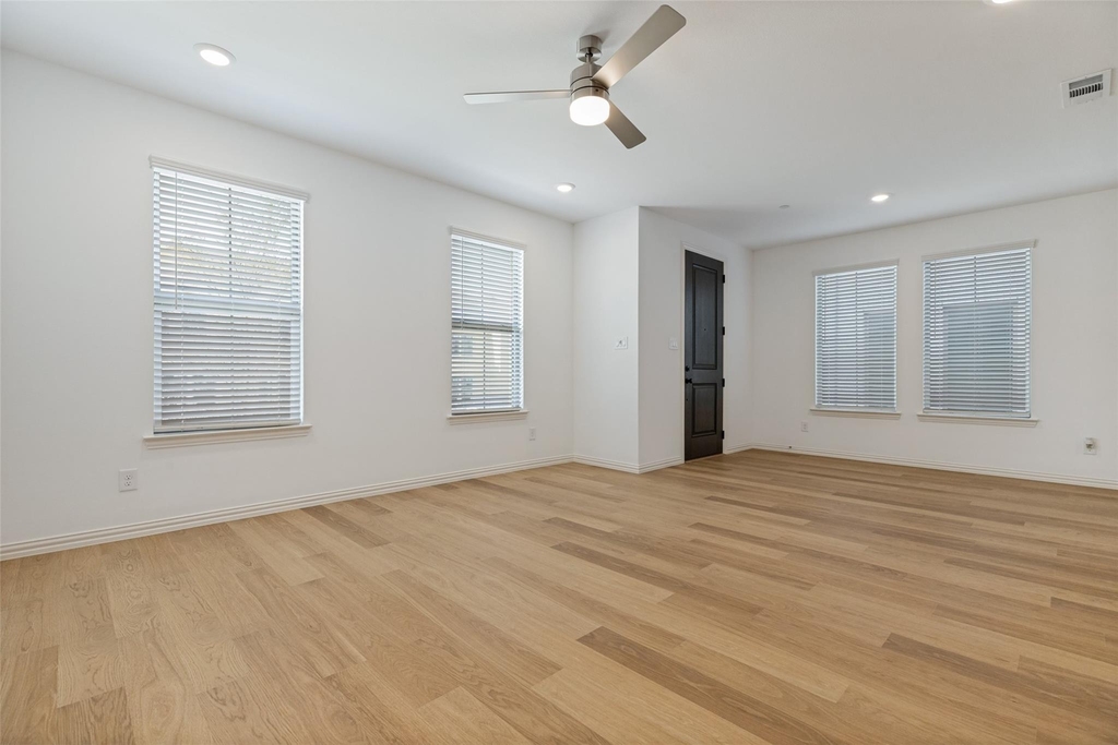 4766 Lunker Street - Photo 5