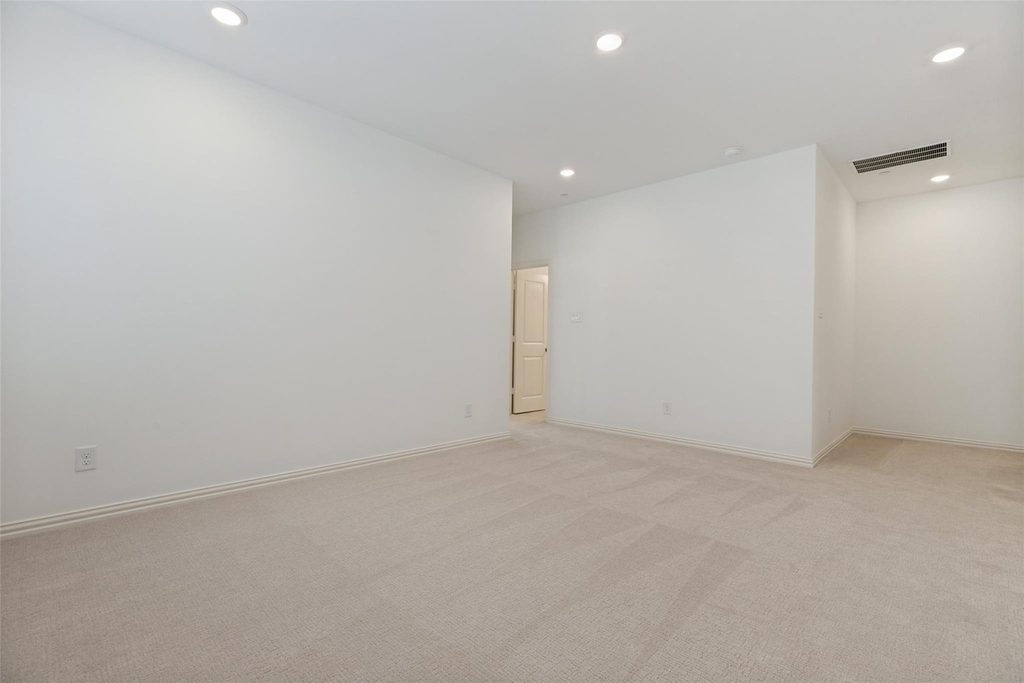 4766 Lunker Street - Photo 13