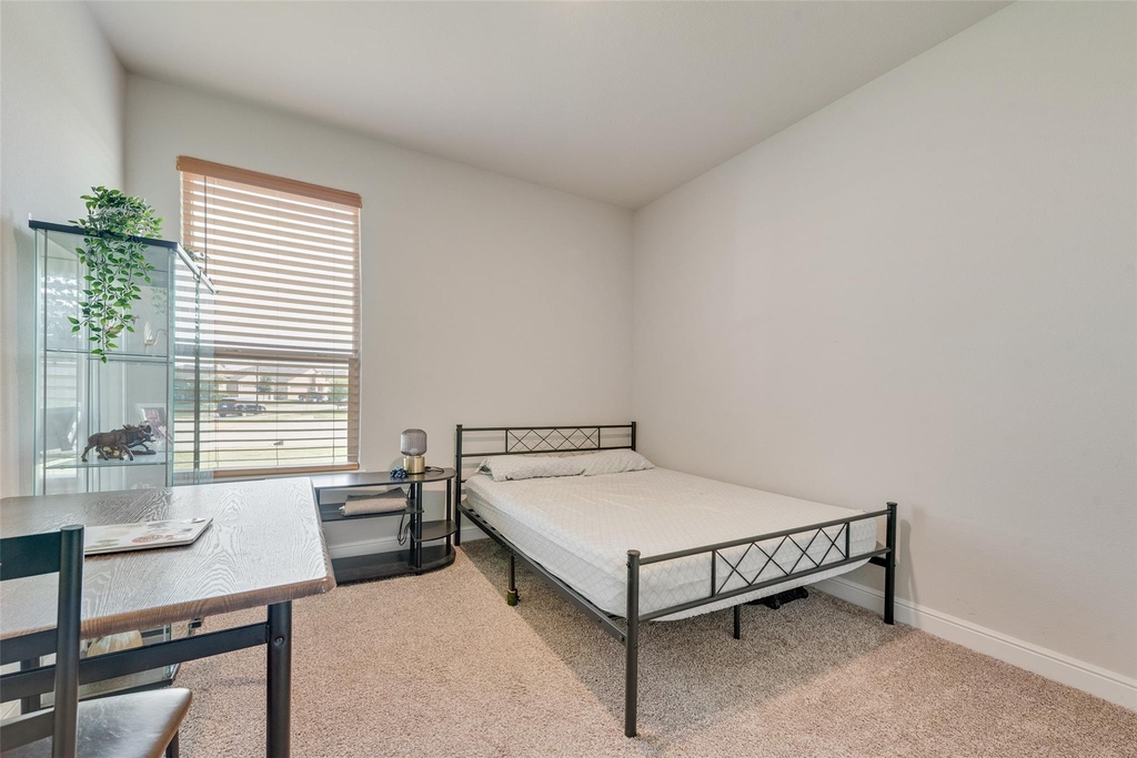 11229 Guinness Drive - Photo 8