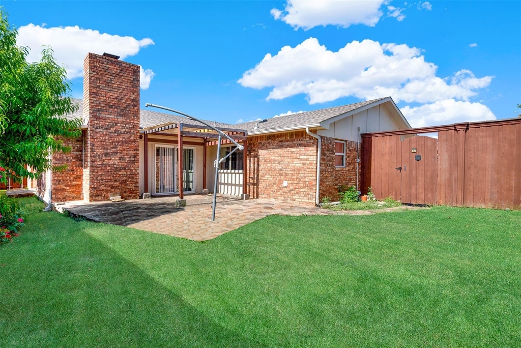 925 Lombardy Drive - Photo 24