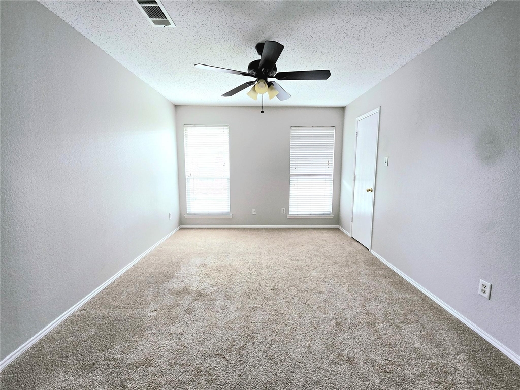 4156 Palace Place - Photo 6