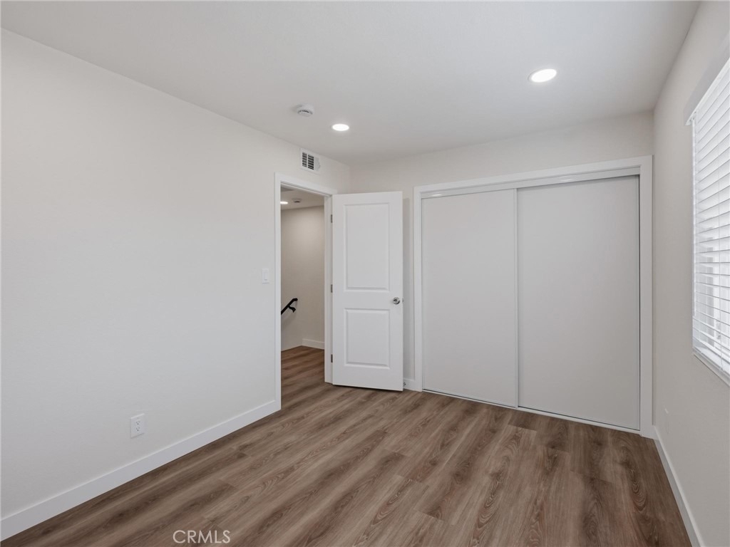 104 N Atlantic - Photo 4
