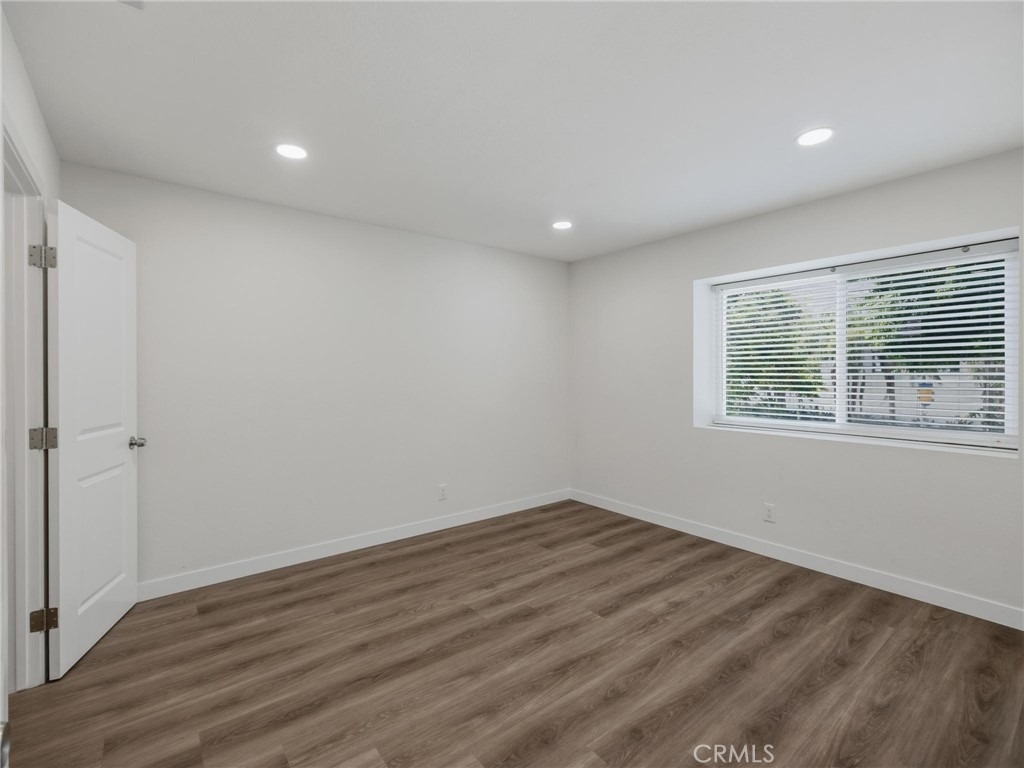 104 N Atlantic - Photo 13