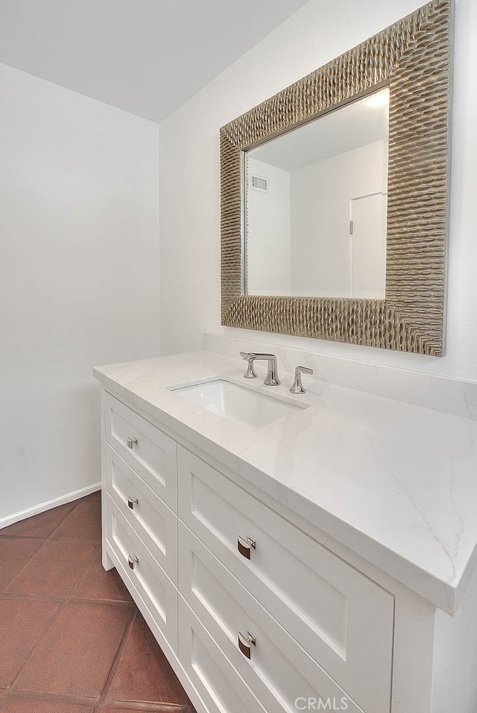 310 Bayview Drive - Photo 21