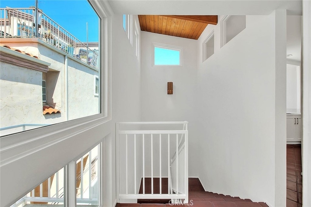 310 Bayview Drive - Photo 25