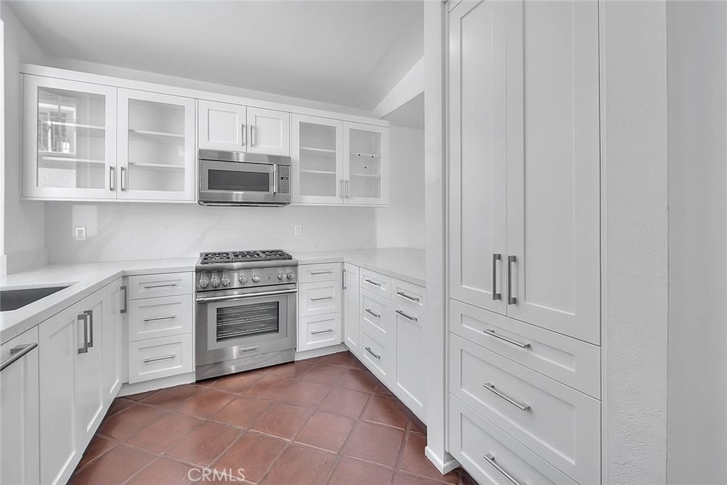 310 Bayview Drive - Photo 17