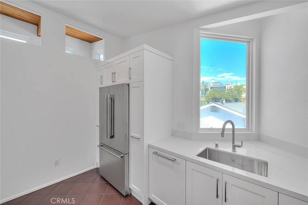 310 Bayview Drive - Photo 18