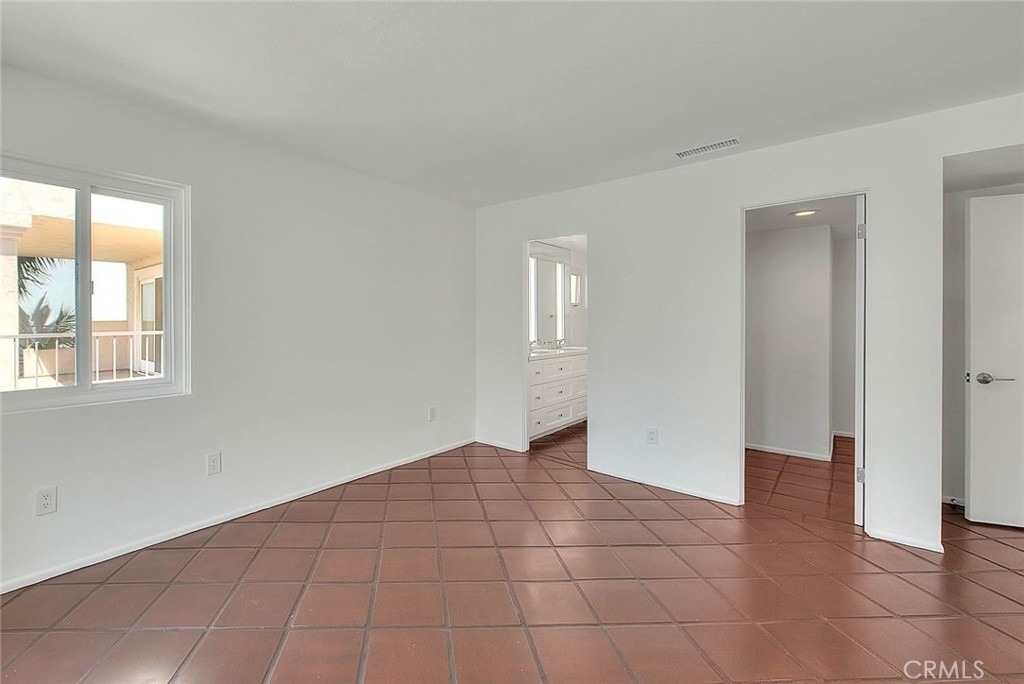 310 Bayview Drive - Photo 7