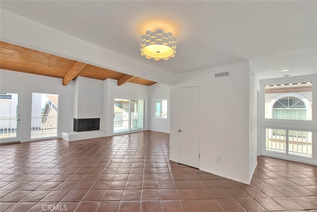 310 Bayview Drive - Photo 9