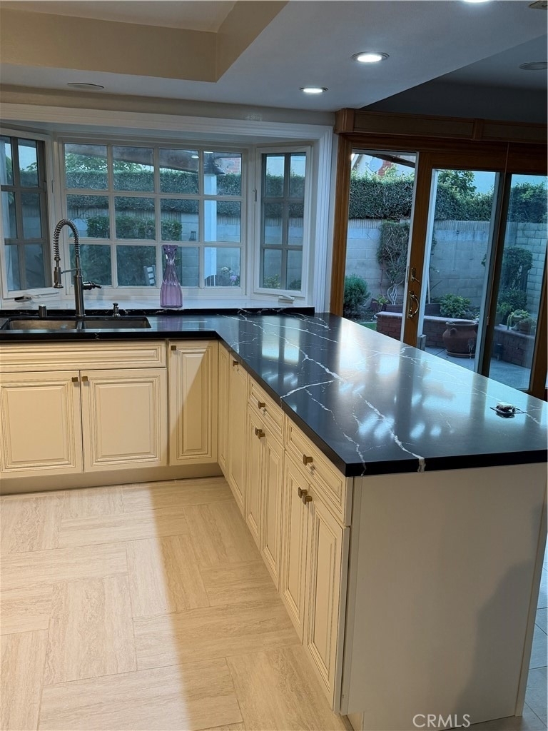 8031 Joan Cir - Photo 15