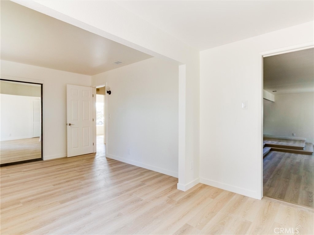 21443 Verne Avenue - Photo 19