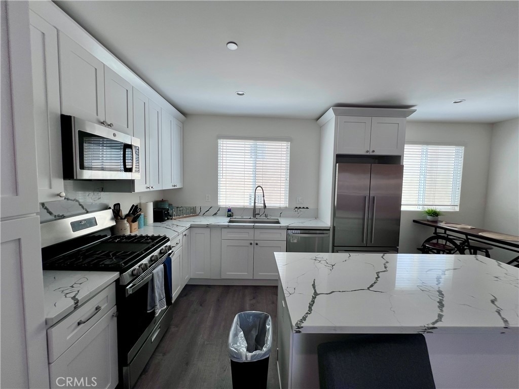 13927 Chadron Ave - Photo 10
