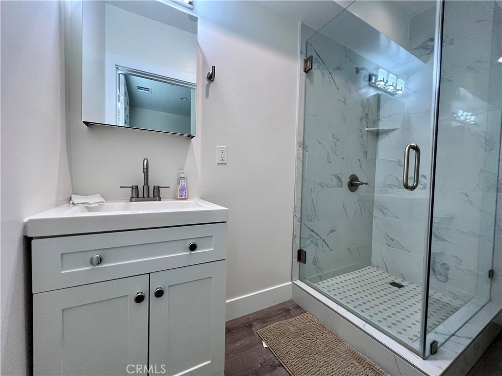 13927 Chadron Ave - Photo 5