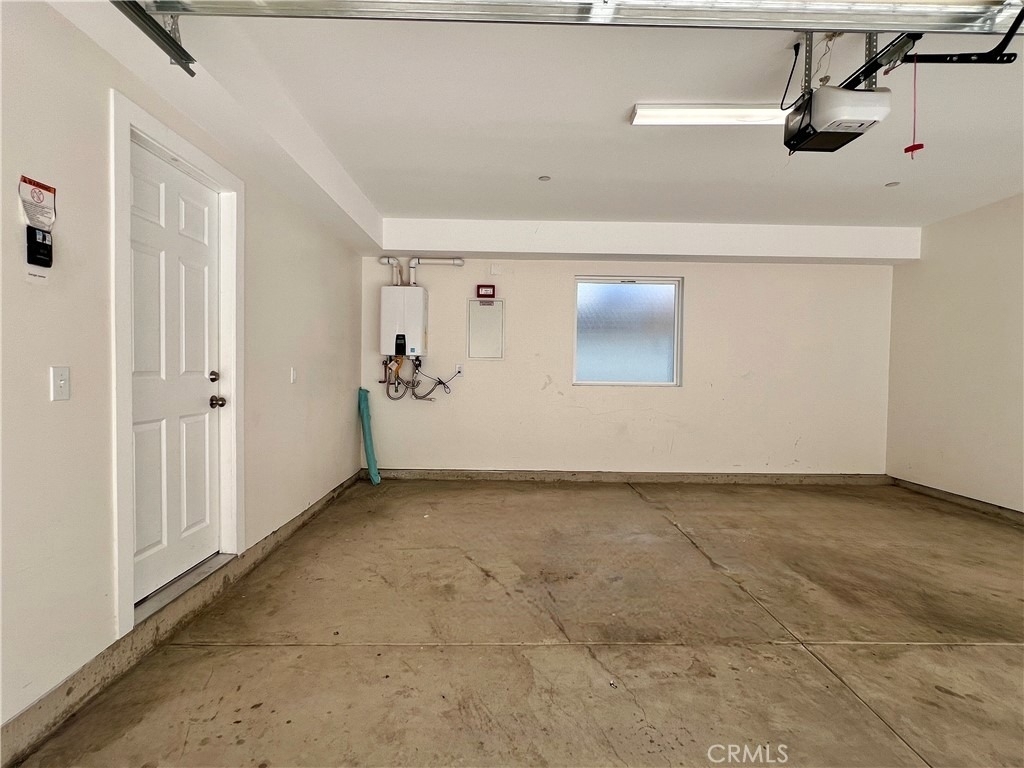 13927 Chadron Ave - Photo 3