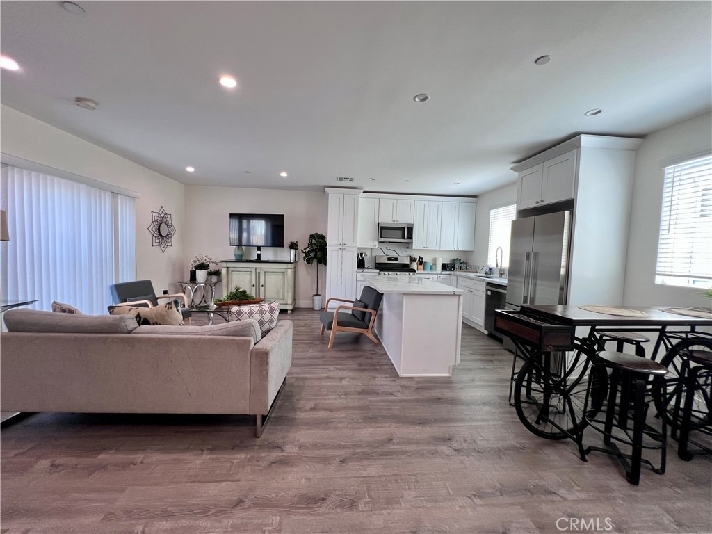 13927 Chadron Ave - Photo 6