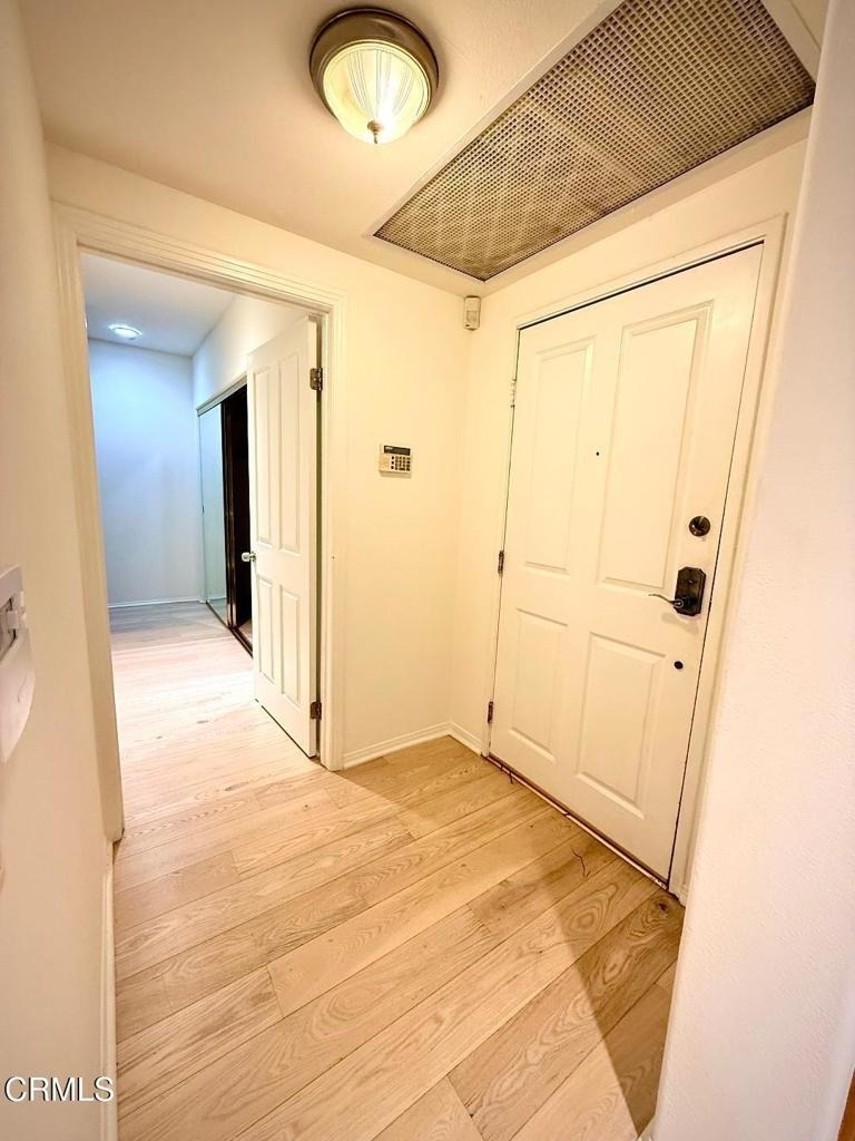 1811 Manning - Photo 4