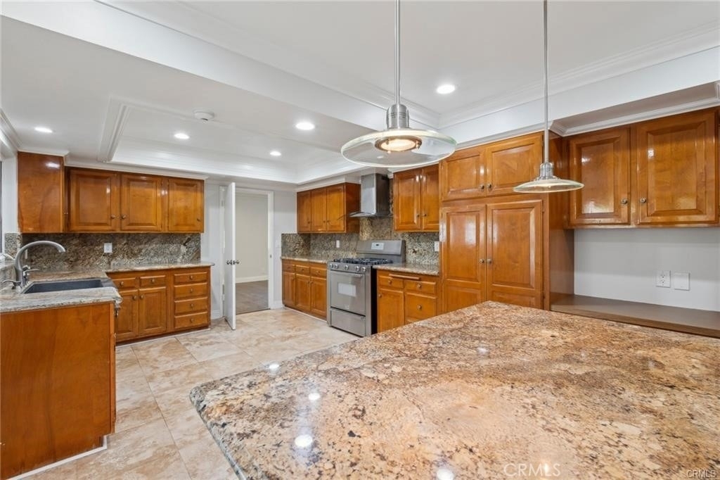 17511 Sherbrook - Photo 9