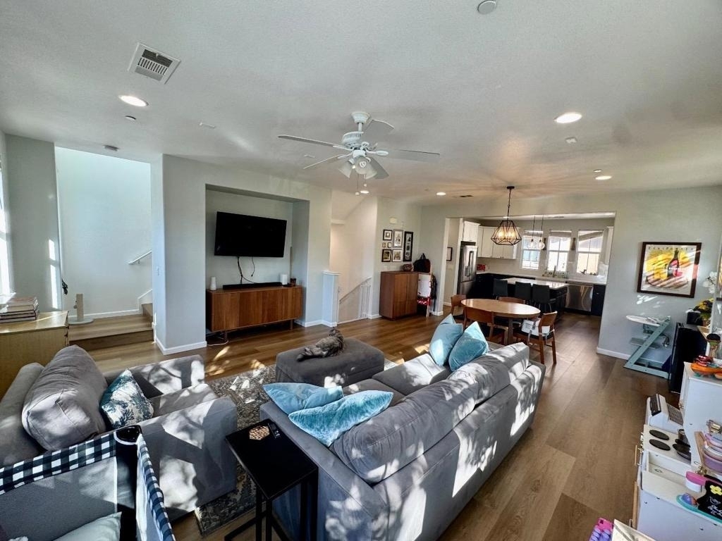 632 Moss Way - Photo 5