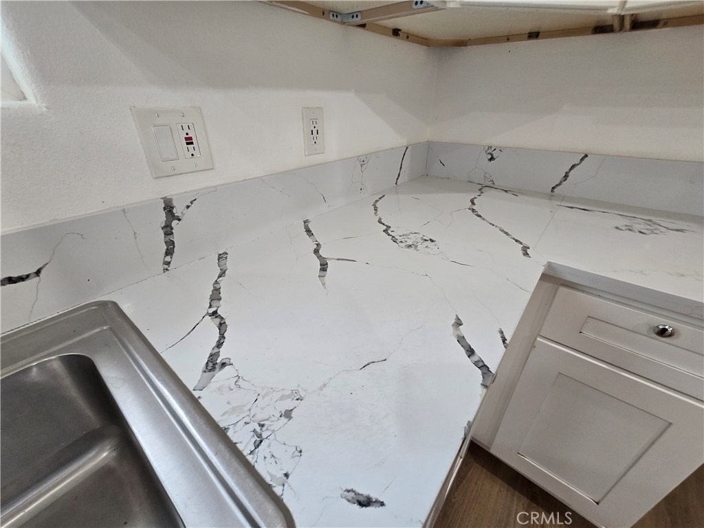 4728 Hillside - Photo 13