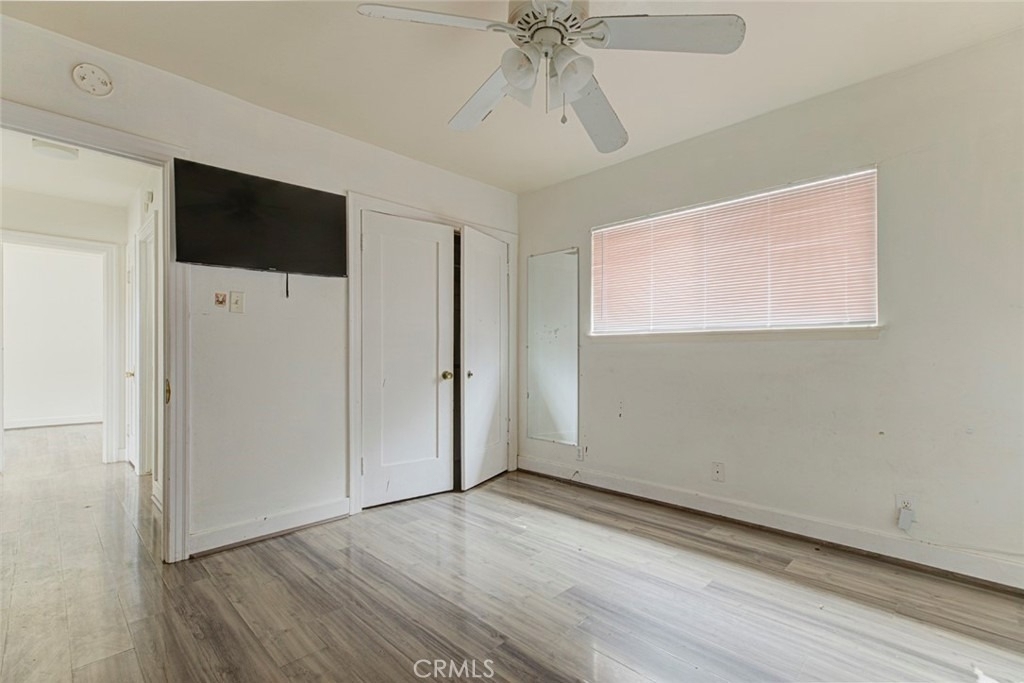 10733 Louise Avenue - Photo 10