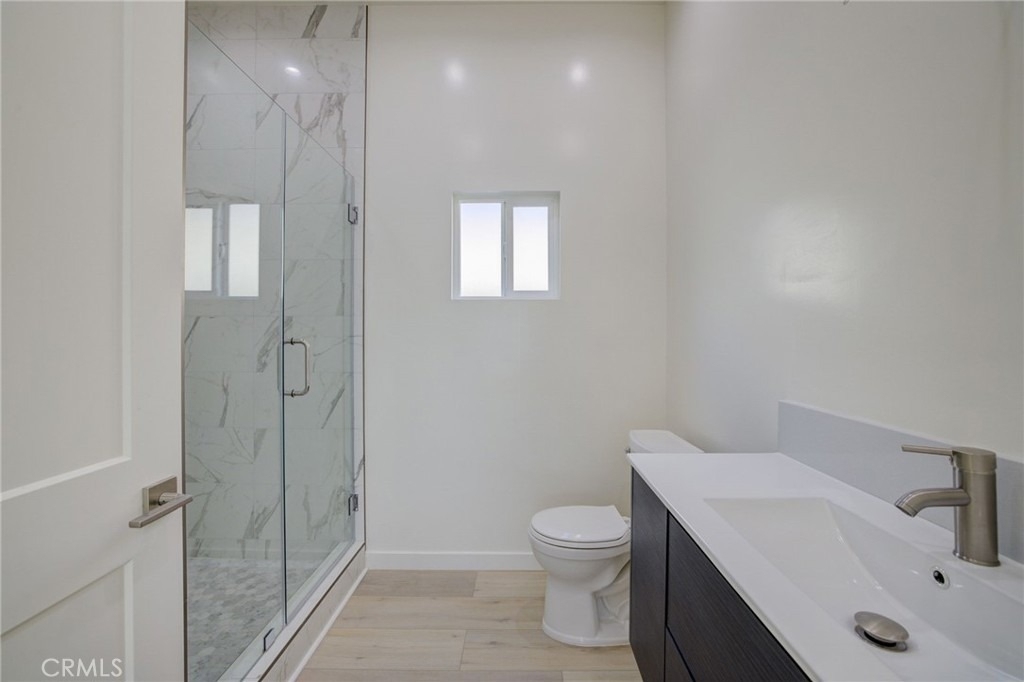 10922 Garden Grove Avenue - Photo 11