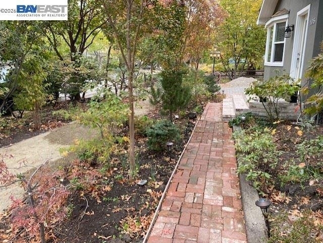 105 Roberta Ave - Photo 4