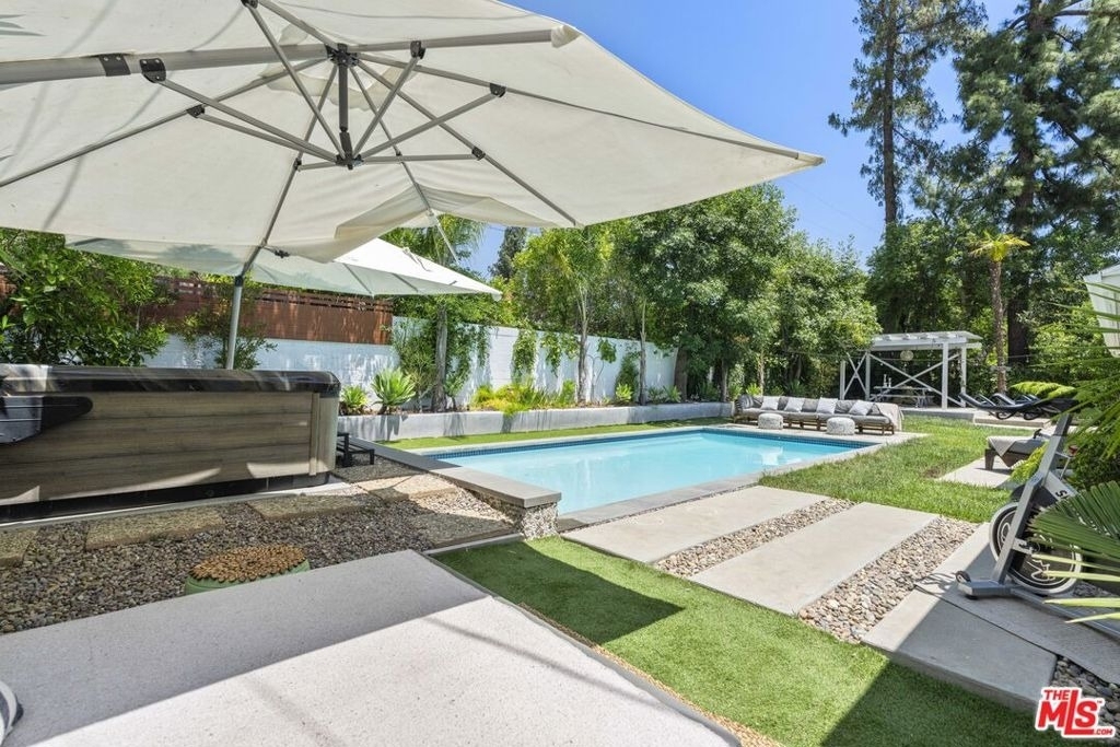 23023 Gainford Street - Photo 14
