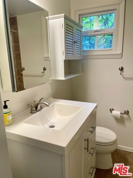 9050 Elevado Street - Photo 18