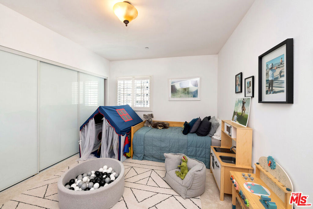 1135 Rexford Drive - Photo 20
