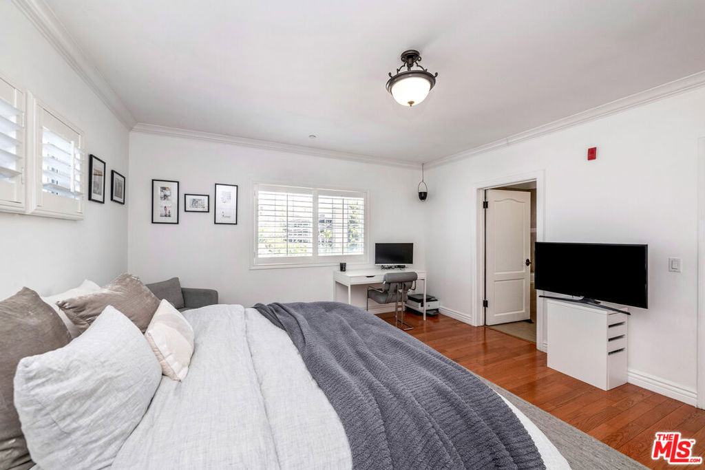 1135 Rexford Drive - Photo 15