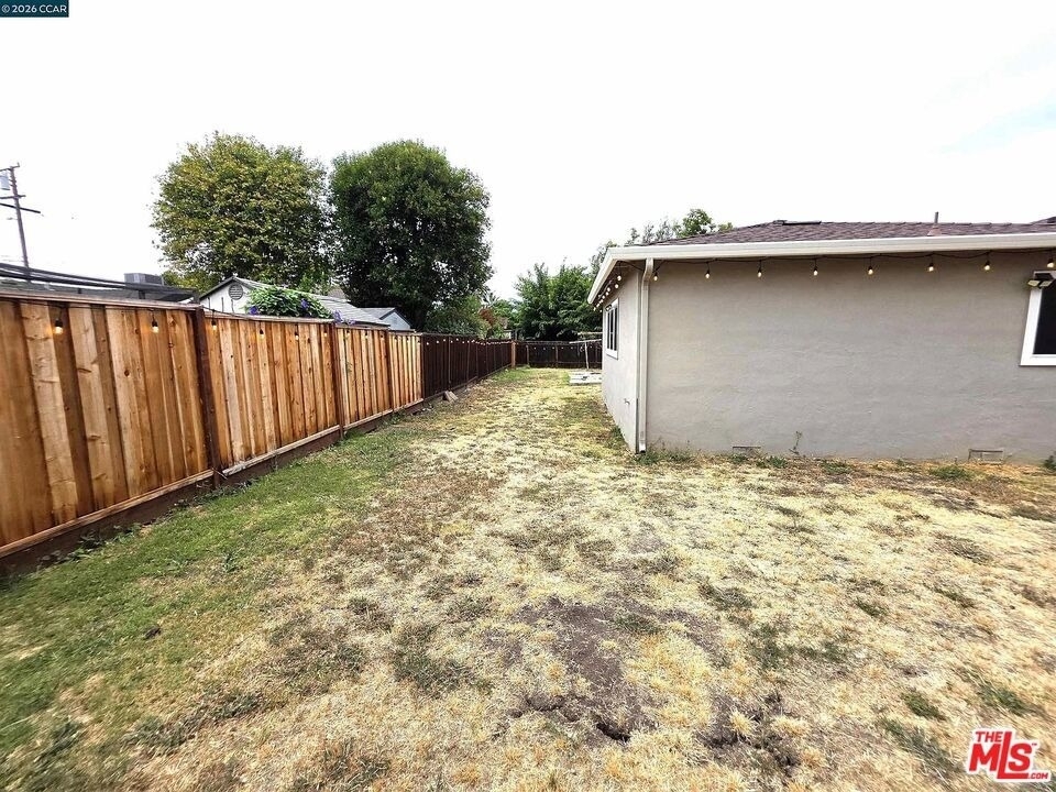 2068 Revere Drive - Photo 18
