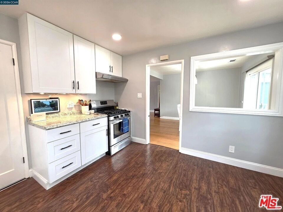 2068 Revere Drive - Photo 3