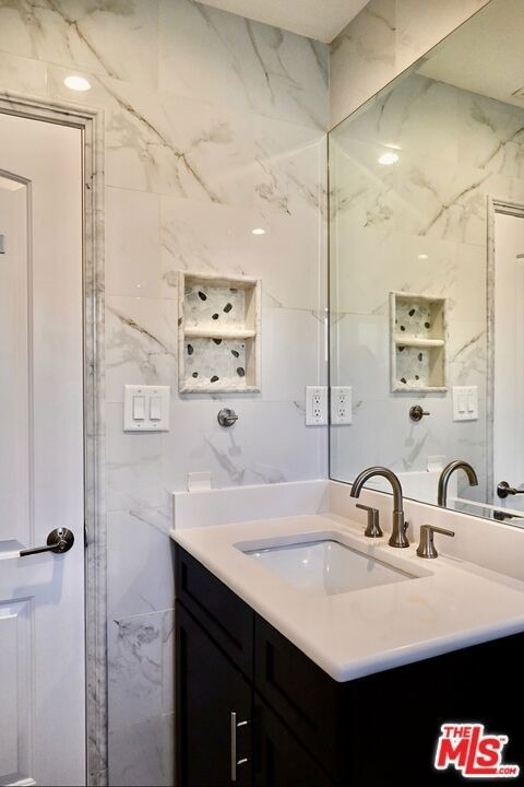 9716 Casaba Avenue - Photo 11